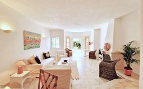 Ancao Beach Duplex With Private Garden